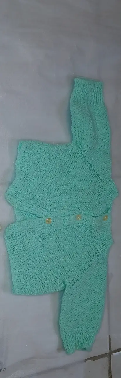 Suéter tejido verde para bebé - 2