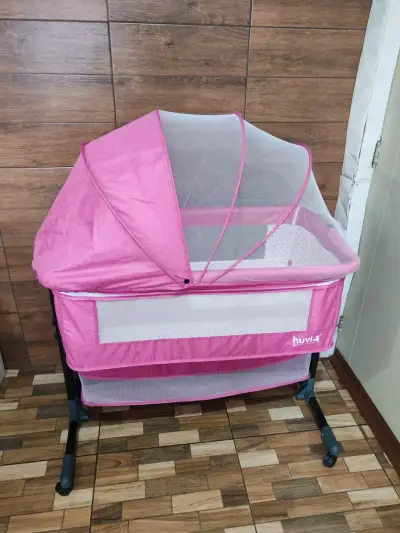 Cuna colecho rosa con mosquitero bebesit huvi - miniatura 1