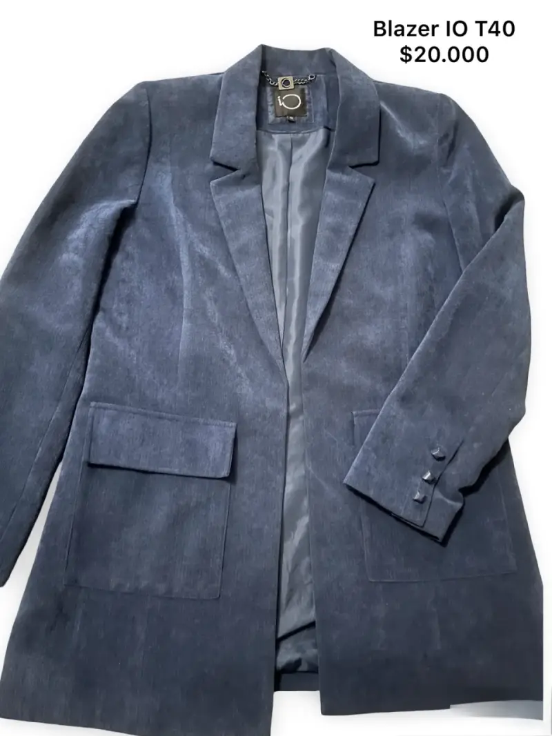 Elegante blazer azul marino IO T40