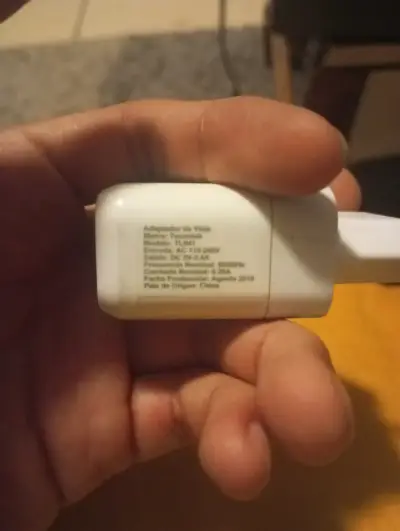 Cargador USB Tecnolab compacto - miniatura 2