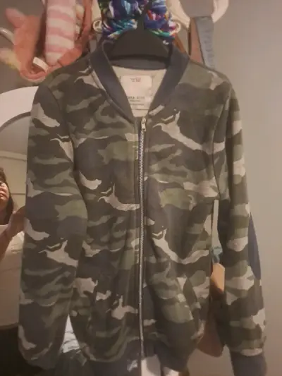 Polerones talla 10 en excelente estado - miniatura 2