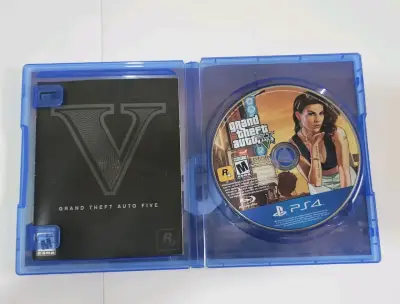 Juego Grand Theft Auto V para PS4 - miniatura 2