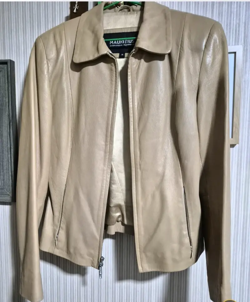 Chaqueta de cuero sintético con forro de lana - 2