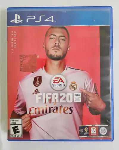 Juego FIFA 20 para PS4 en buen estado - miniatura 1