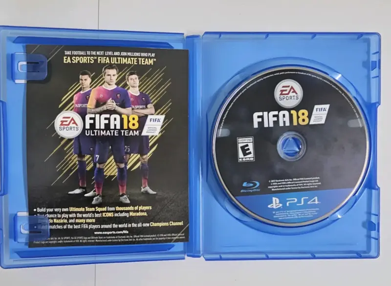 Juego FIFA 18 para PS4 en buen estado - 2