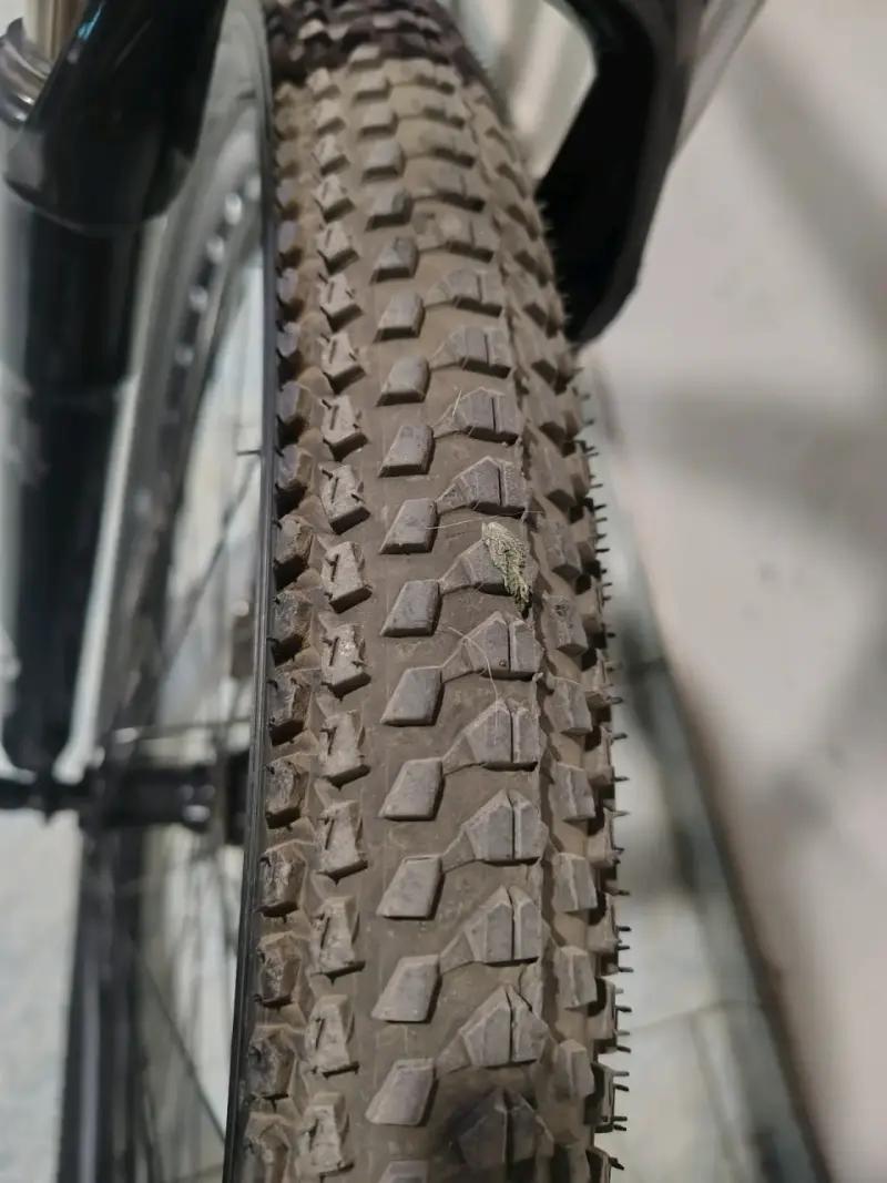Bicicleta Jeep montaña negra con suspensión - 4