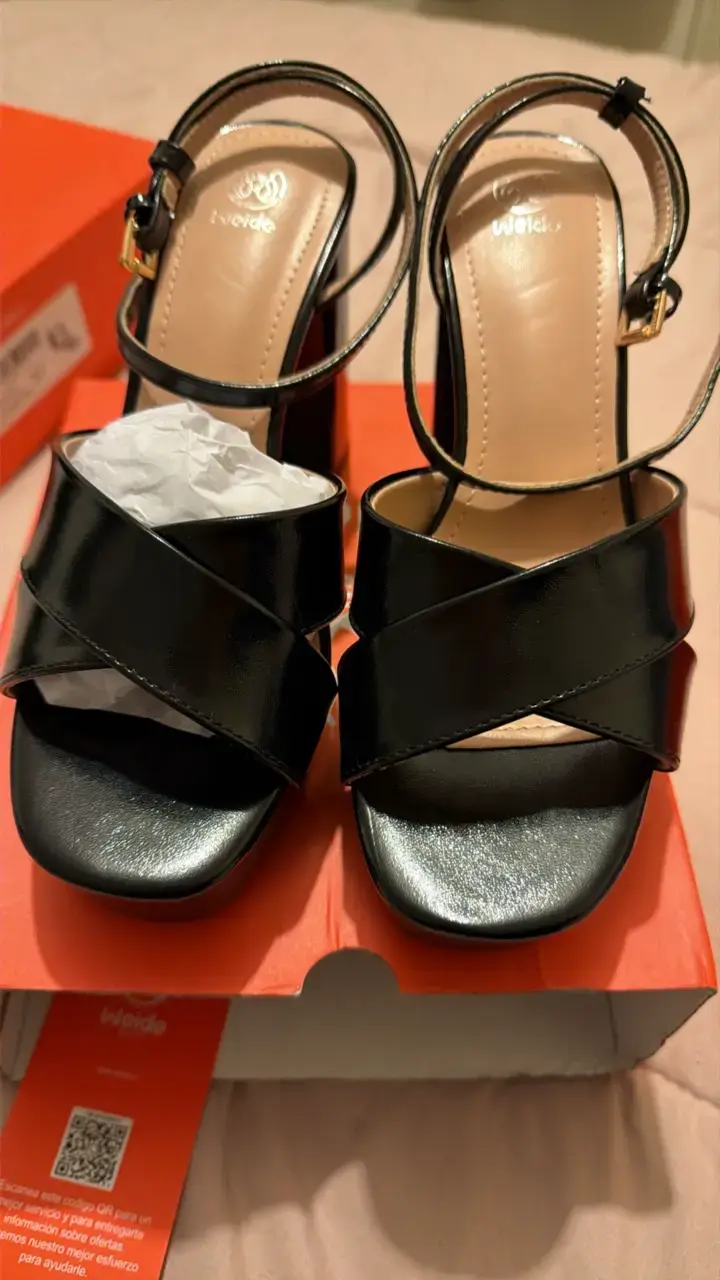 Sandalias negras de cuero Weide con tacón - 1
