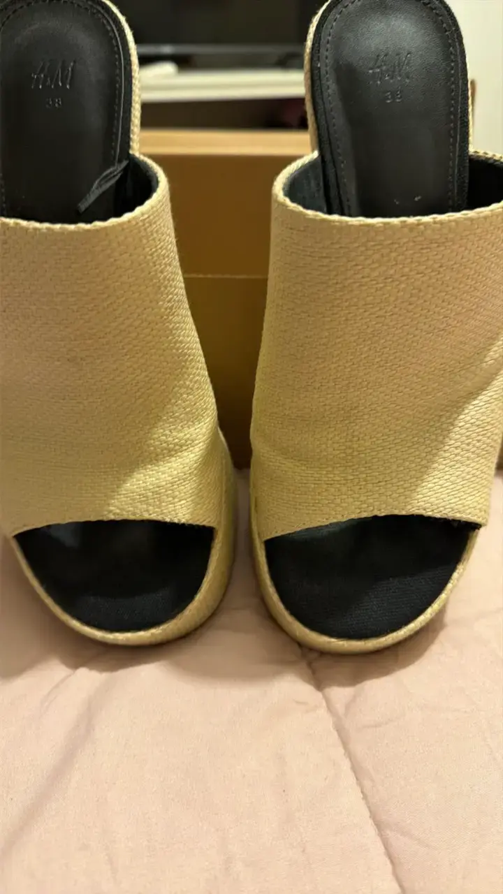 Sandalias de tacón H&M beige talla 38 - 1