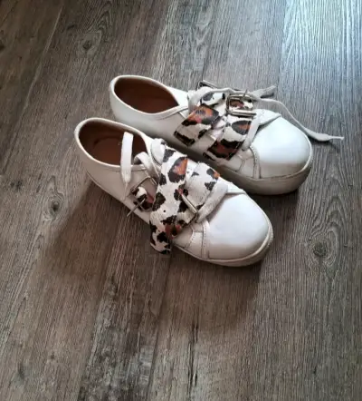 Zapatillas deportivas de cuero con diseño de serpiente - miniatura 2
