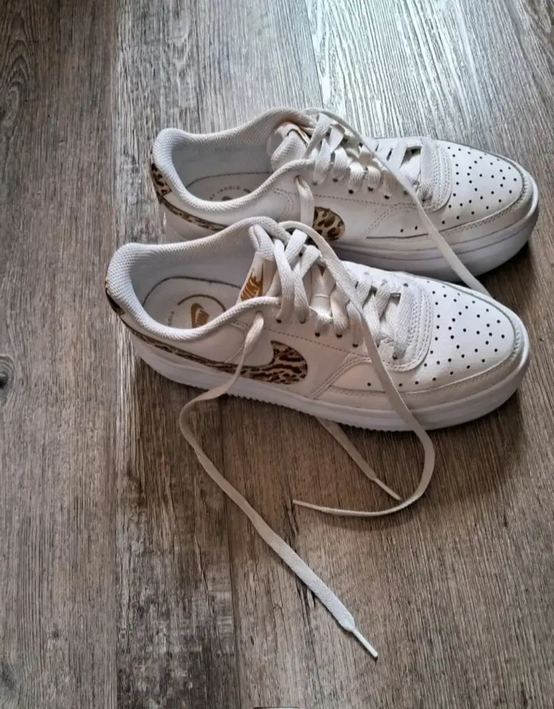 Zapatillas deportivas de cuero con diseño de serpiente - 6