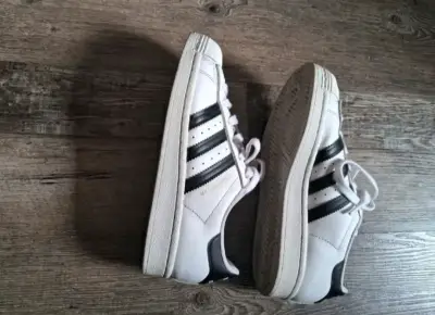 Zapatillas deportivas Mustang negras para hombre - miniatura 3