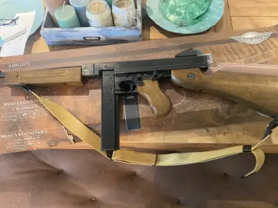 Réplica de subfusil de aire Legends M1A1 - miniatura 1