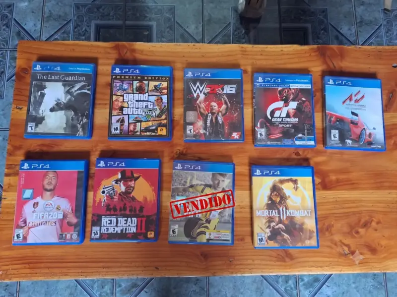 Juegos PS4 variados