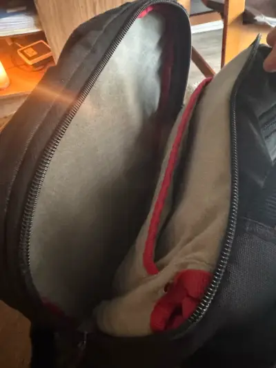 Mochila negra Head con múltiples compartimentos - miniatura 5
