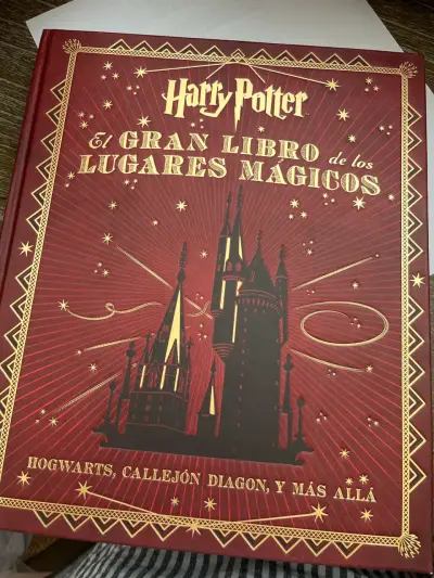 Harry Potter: El Gran Libro de los Lugares Mágicos - miniatura 1
