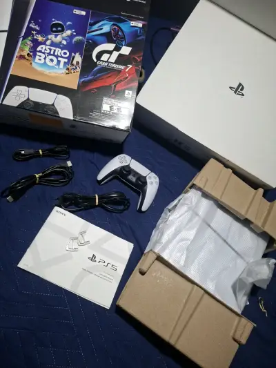 Consola PlayStation 5 con juegos incluidos - miniatura 2
