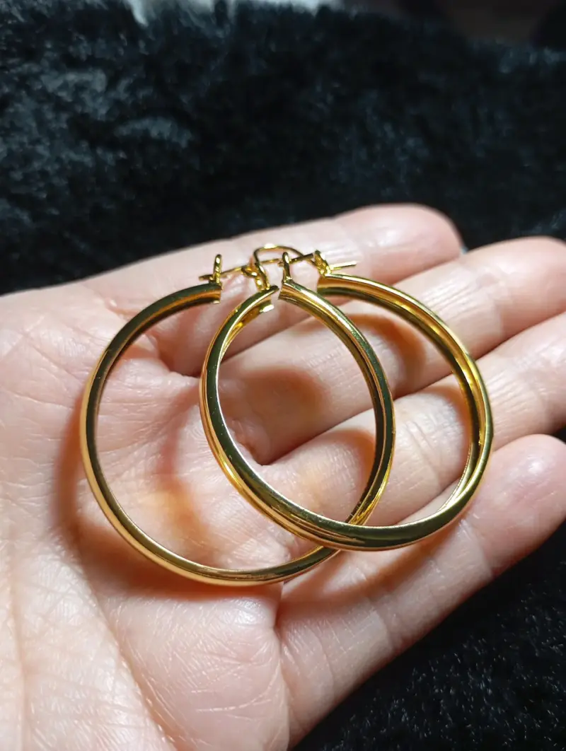 Aros de oro laminado elegantes para mujer - 2