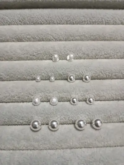 Collares de plata con dijes variados - miniatura 5
