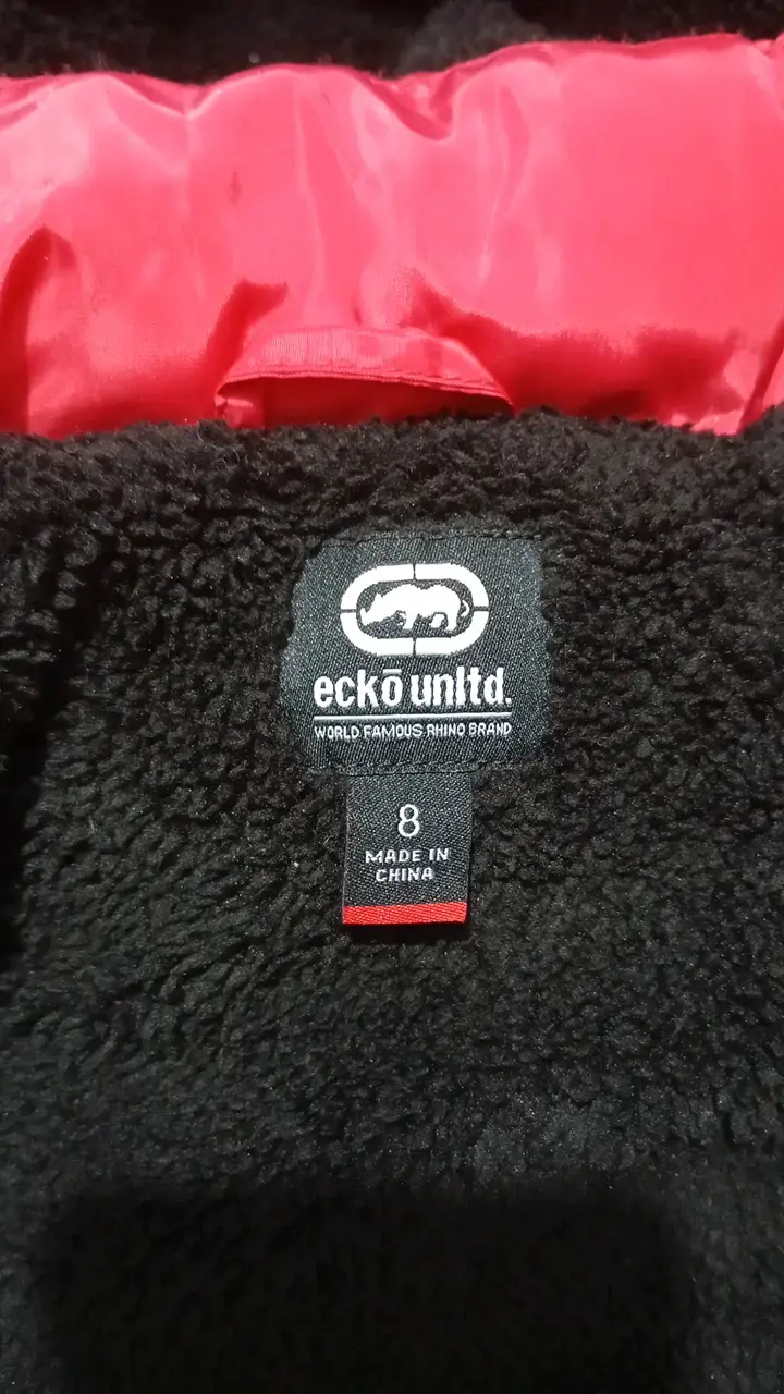 Chaqueta acolchada roja Ecko Unltd con capucha - 3
