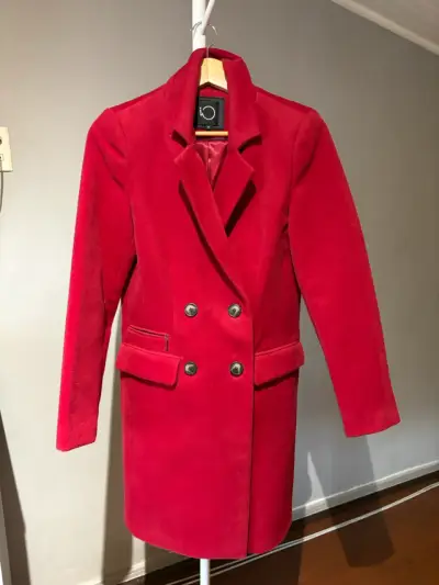 Abrigo rojo  talla 36 - miniatura 1