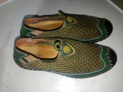 Zapatos mocasines verdes de cuero para hombre - miniatura 5