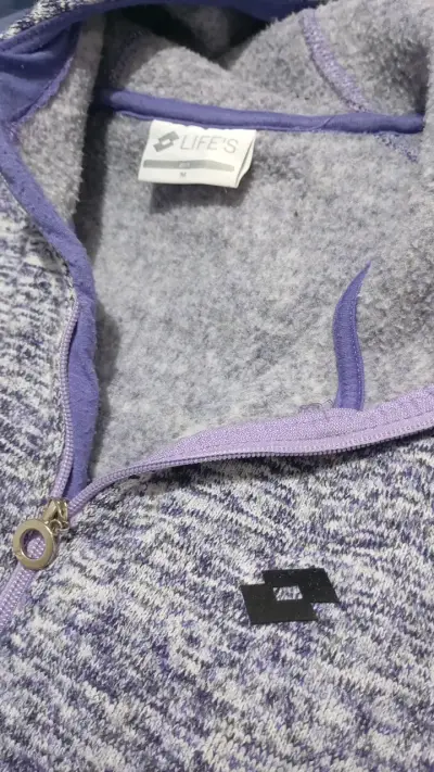 Chaqueta deportiva moragris con capucha para mujer - miniatura 2