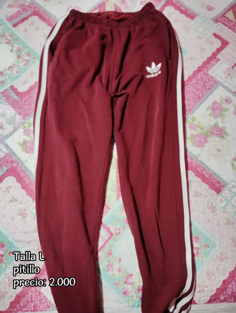 Pantalones deportivos Adidas rojos