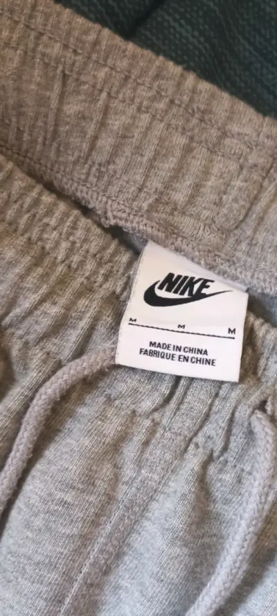 Pantalones deportivos grises Nike para hombre - miniatura 4