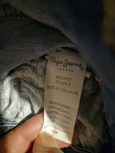 Jeans ajustados de mezclilla azul para mujer - miniatura 4