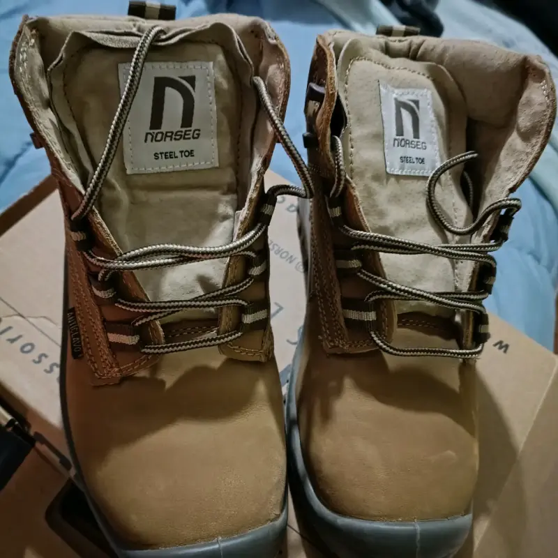 Botas de seguridad Nuevas N-38. $15.000 c/p. - 4