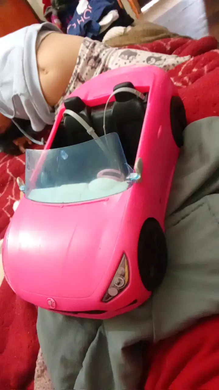 Auto de juguete convertible rosa para niños