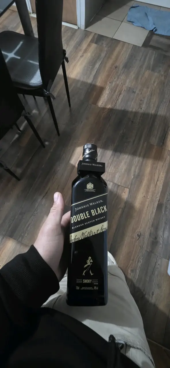 Whisky Johnnie Walker Double Black 750ml