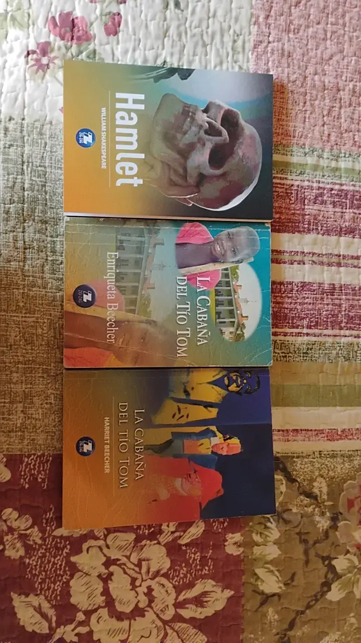 Lote de libros clásicos: Hamlet y La Cabaña del Tío Tom - 1