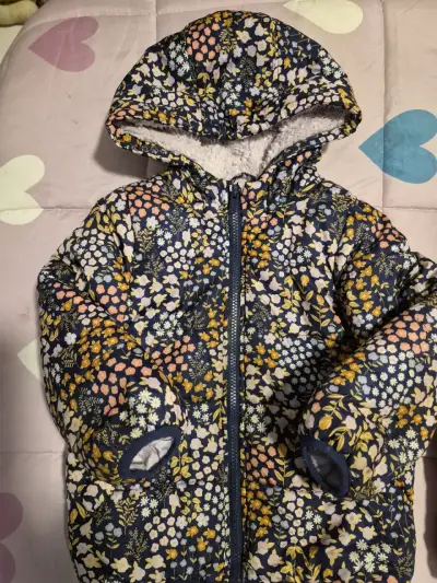 Chaquetas de invierno para niña con capucha - miniatura 3