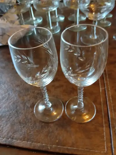 Juego de  2 copas de cristal yungay tallado e - miniatura 1
