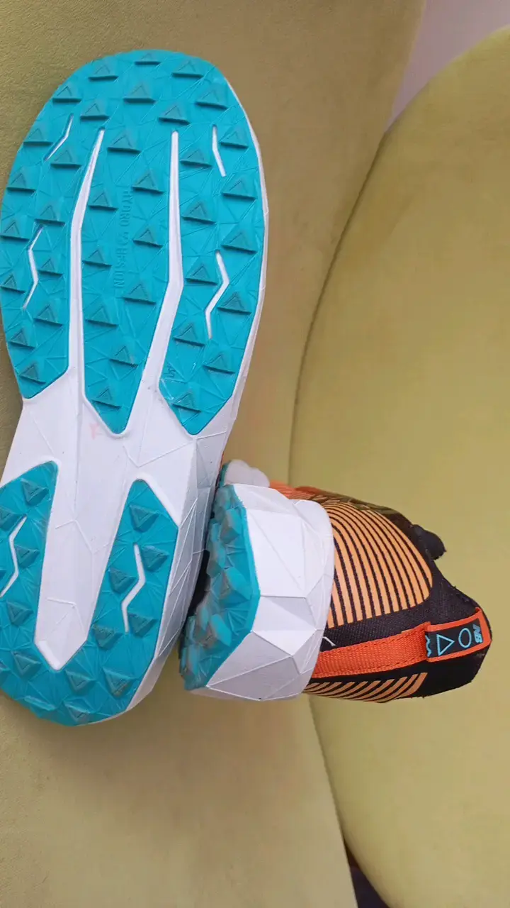 Zapatillas deportivas naranjas FuelCell - 6