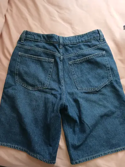 Shorts de mezclilla mujer hm talla 36/38 - miniatura 2