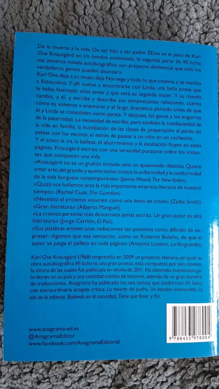 Libro 'Un hombre enamorado' de Karl Ove Knausgård - 2