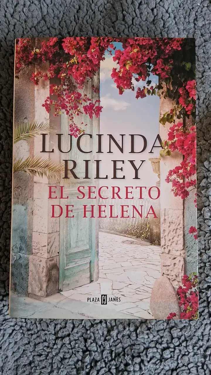 Libro 'El Secreto de Helena' de Lucinda Riley - 1