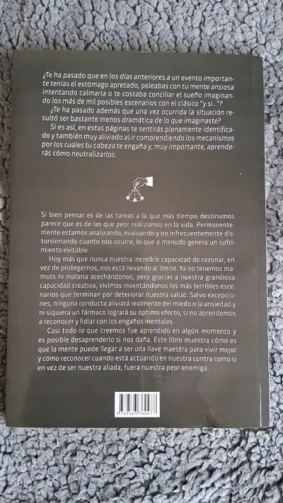 Libro 'Tu Cabeza Te Engaña' de Pamela Núñez - miniatura 2