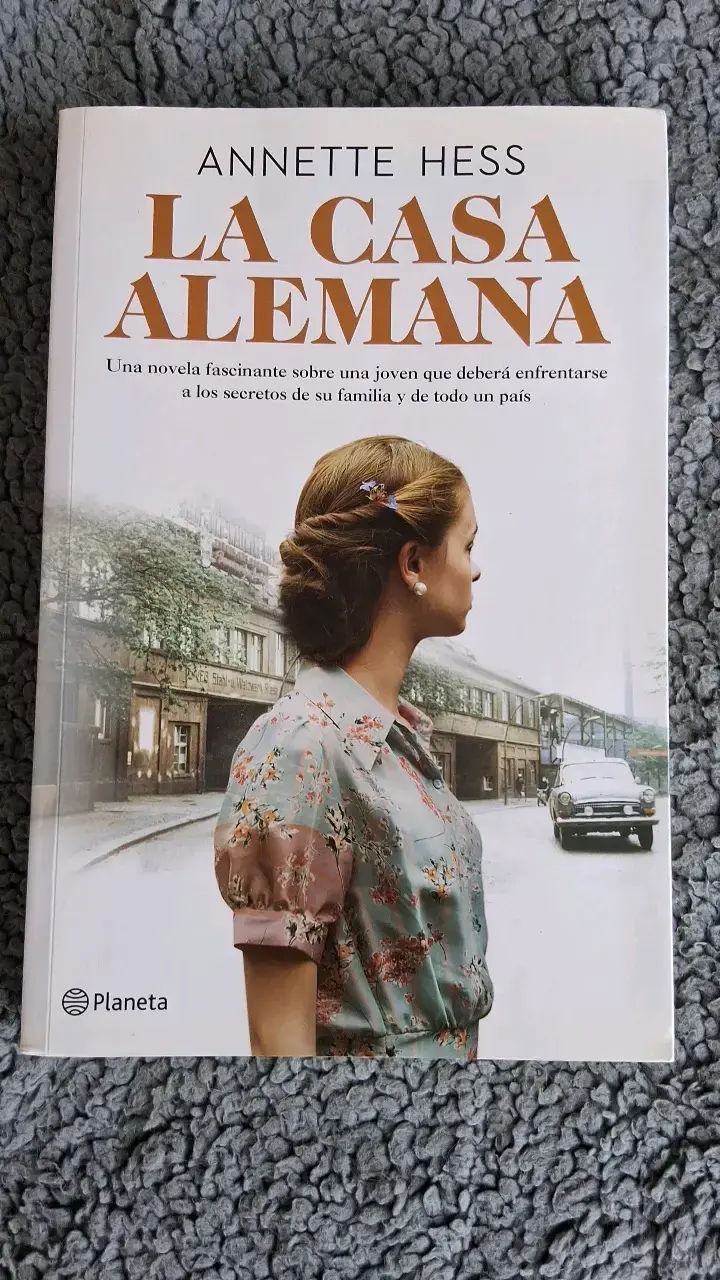 Libro 'La Casa Alemana' de Annette Hess - 1