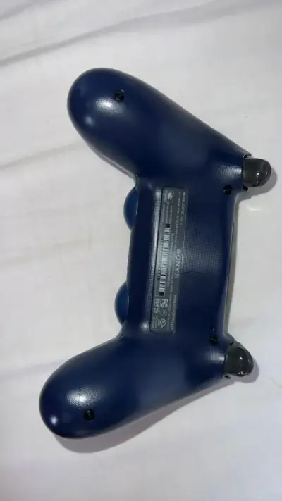 Control inalámbrico azul para PlayStation 4 - miniatura 2