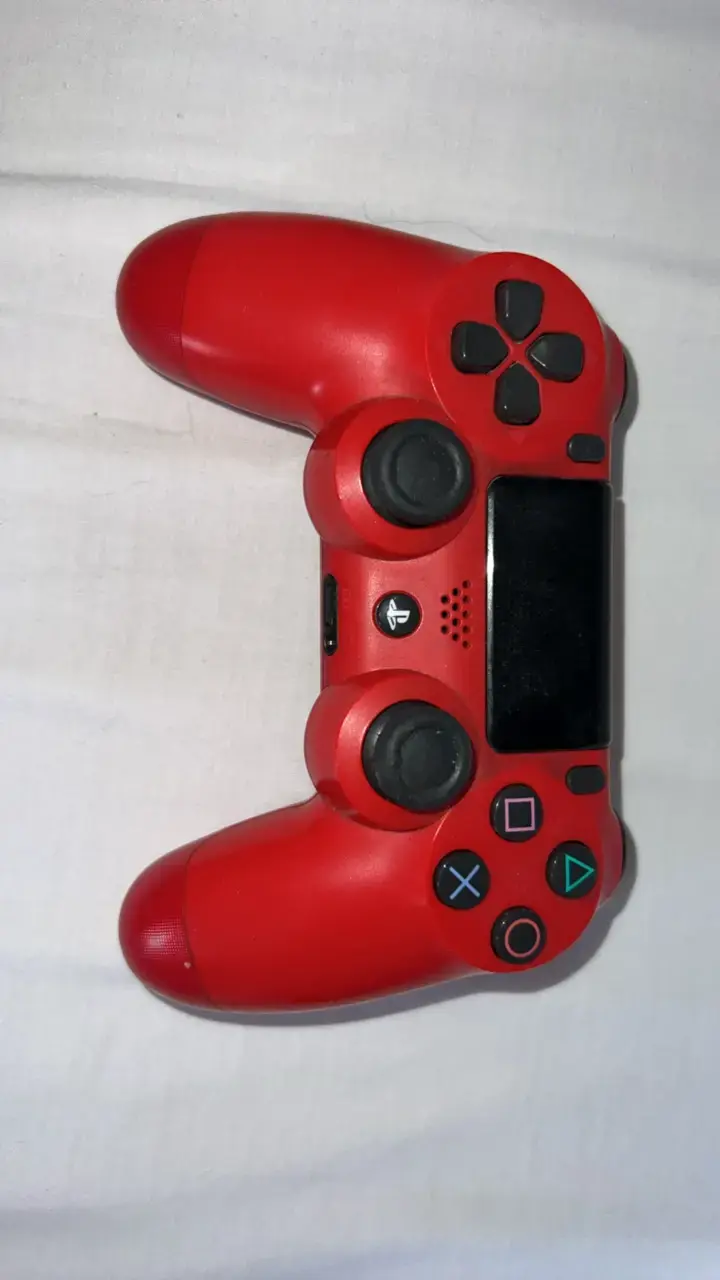 Control inalámbrico rojo para PlayStation 4 - 1