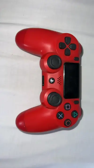Control inalámbrico rojo para PlayStation 4 - miniatura 1