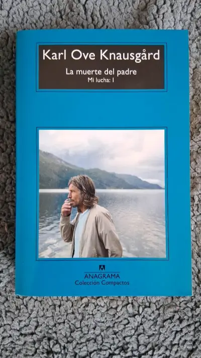 Libro 'La muerte del padre' de Karl Ove Knausgård - miniatura 1