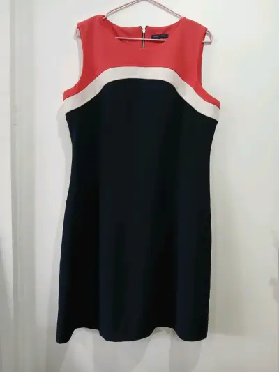 Vestido sin mangas bicolor elegante - miniatura 1