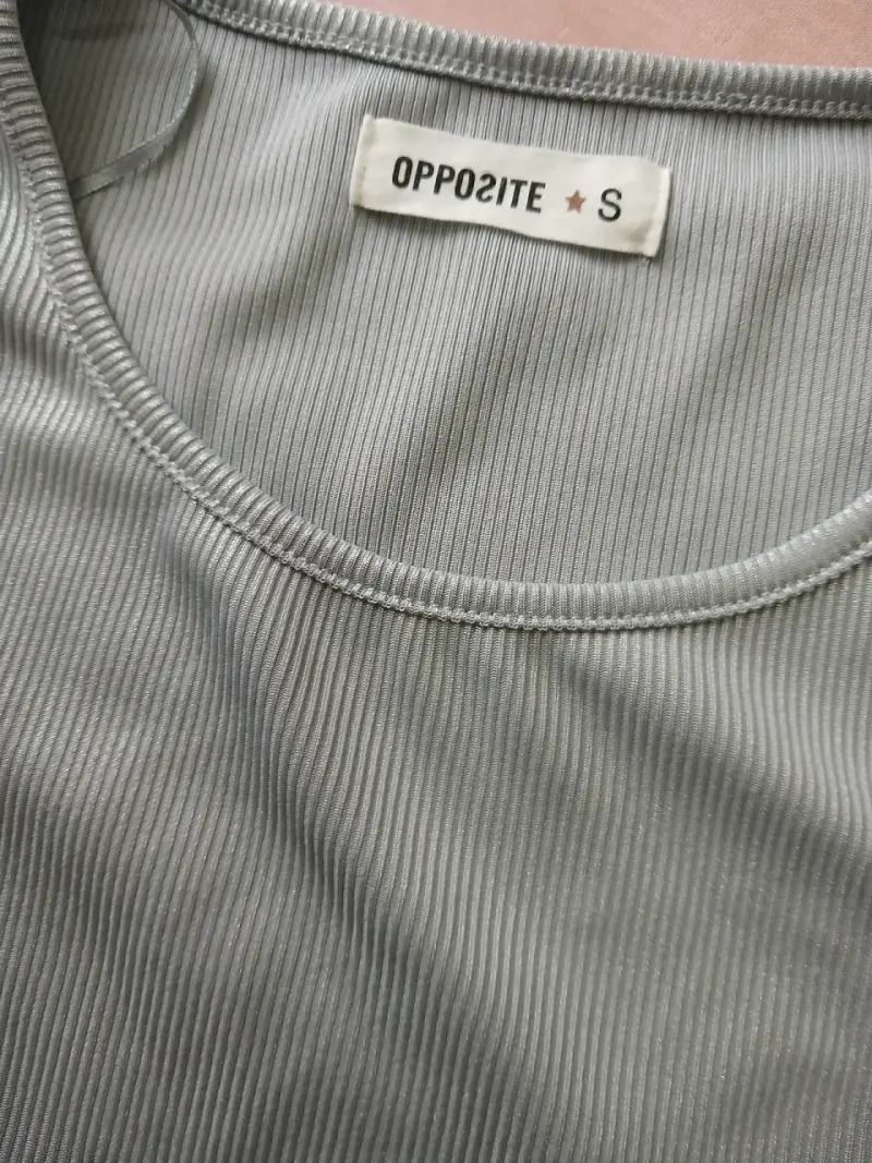 Polera gris de mujer Opposite talla S/M - 3