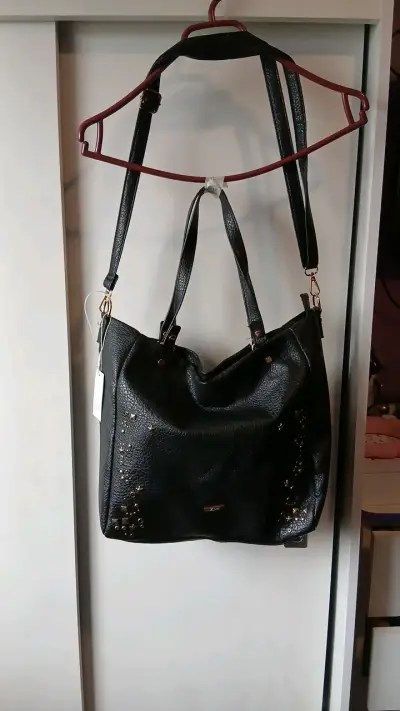 Bolso negro con tachas Zibel - miniatura 2