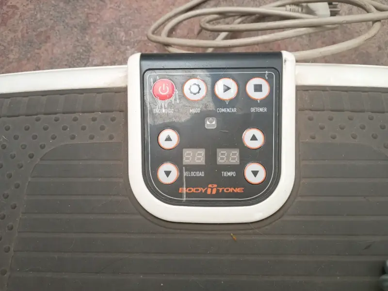 Plataforma vibratoria Bodytone para ejercicio - 1