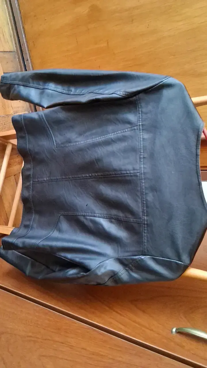 Chaqueta de cuero sintético negra para mujer - 3